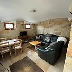 Apartment Cely Dum Flora V Ceskosaskem Svycarsku *
