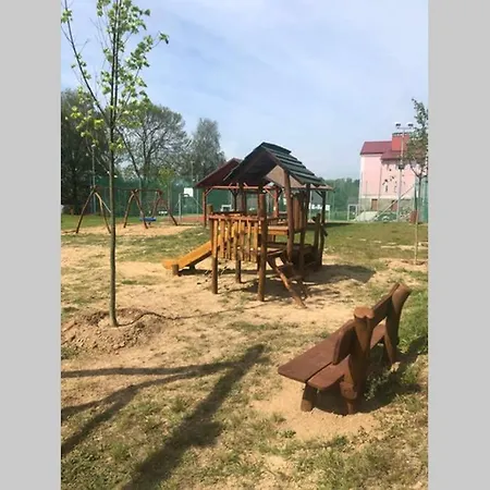Cely Dum Flora V Ceskosaskem Svycarsku Lägenhet