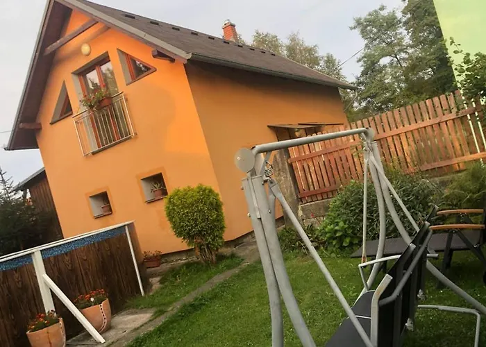 Cely Dum Flora V Ceskosaskem Svycarsku *