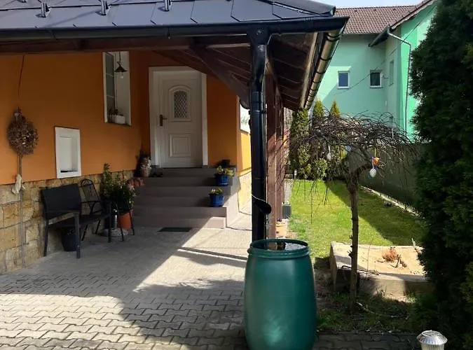 Cely Dum Flora V Ceskosaskem Svycarsku شقة